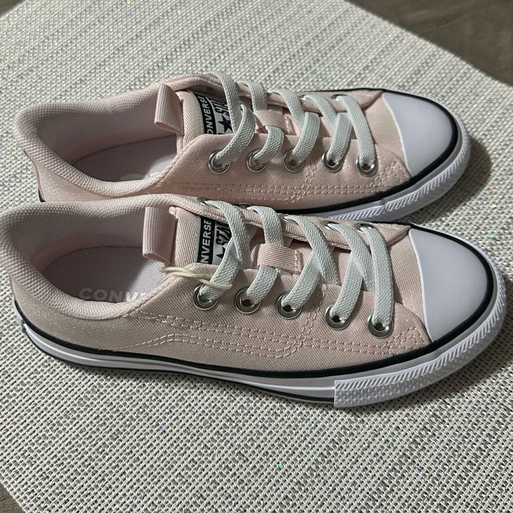 Converse 13 & 1,2,3 Girls Light Pink Metallic White Black Brown Soles Sneakers - Picture 2 of 10